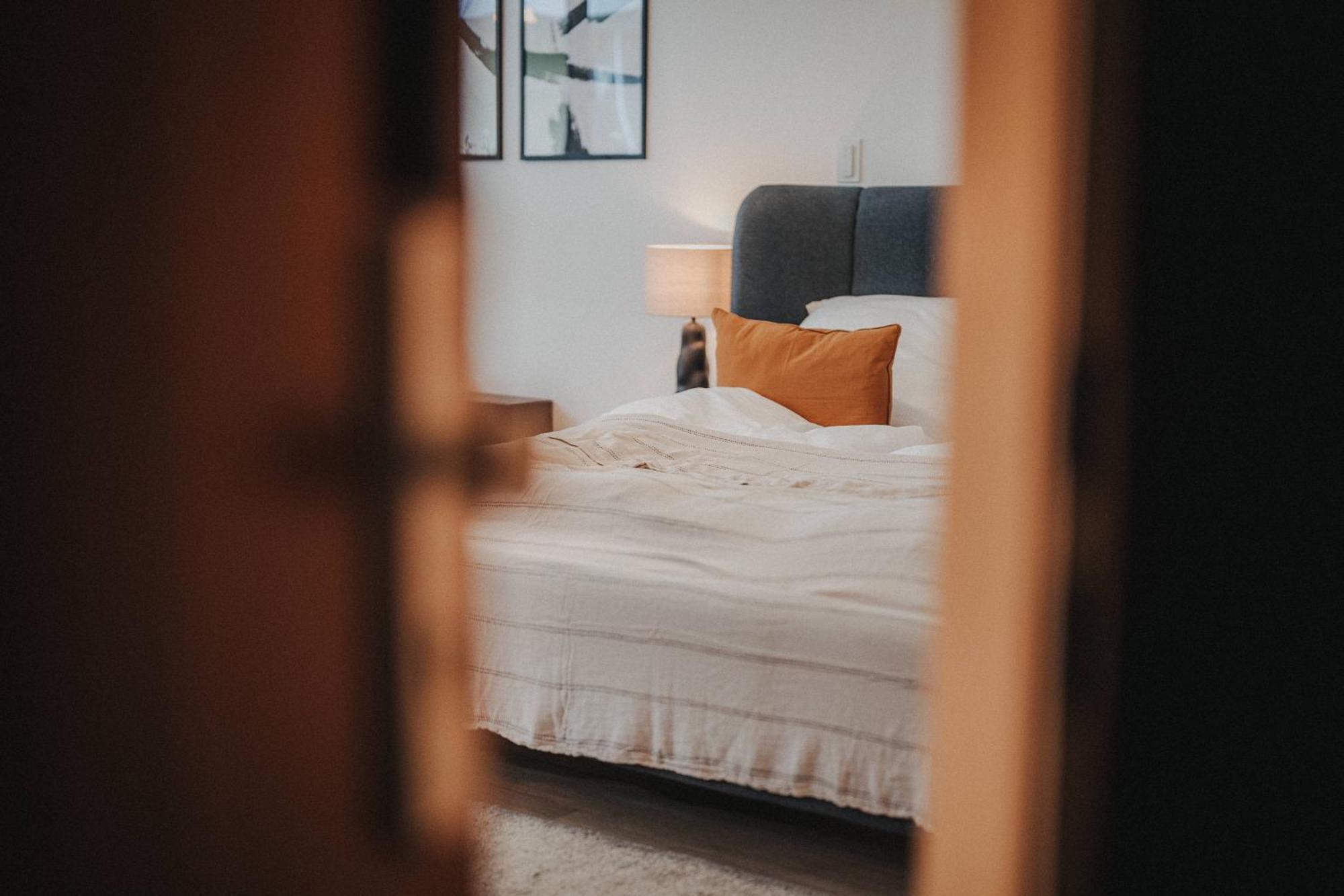 Downtown Apartment Mit Luxusbad Am Hafen Nur 5 Minuten Zu Fuss In Die Innenstadt Und Zum Bahnhof! Όλντεμπουργκ Εξωτερικό φωτογραφία