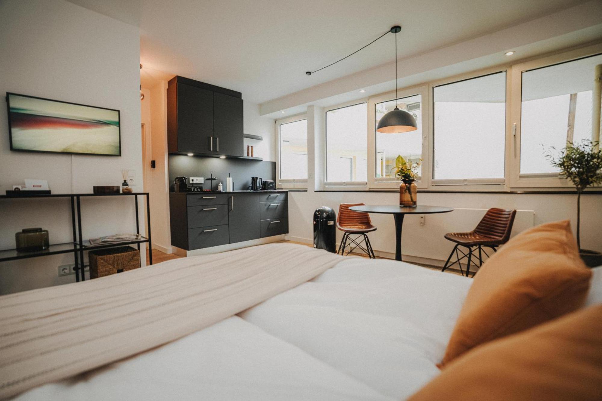 Downtown Apartment Mit Luxusbad Am Hafen Nur 5 Minuten Zu Fuss In Die Innenstadt Und Zum Bahnhof! Όλντεμπουργκ Εξωτερικό φωτογραφία