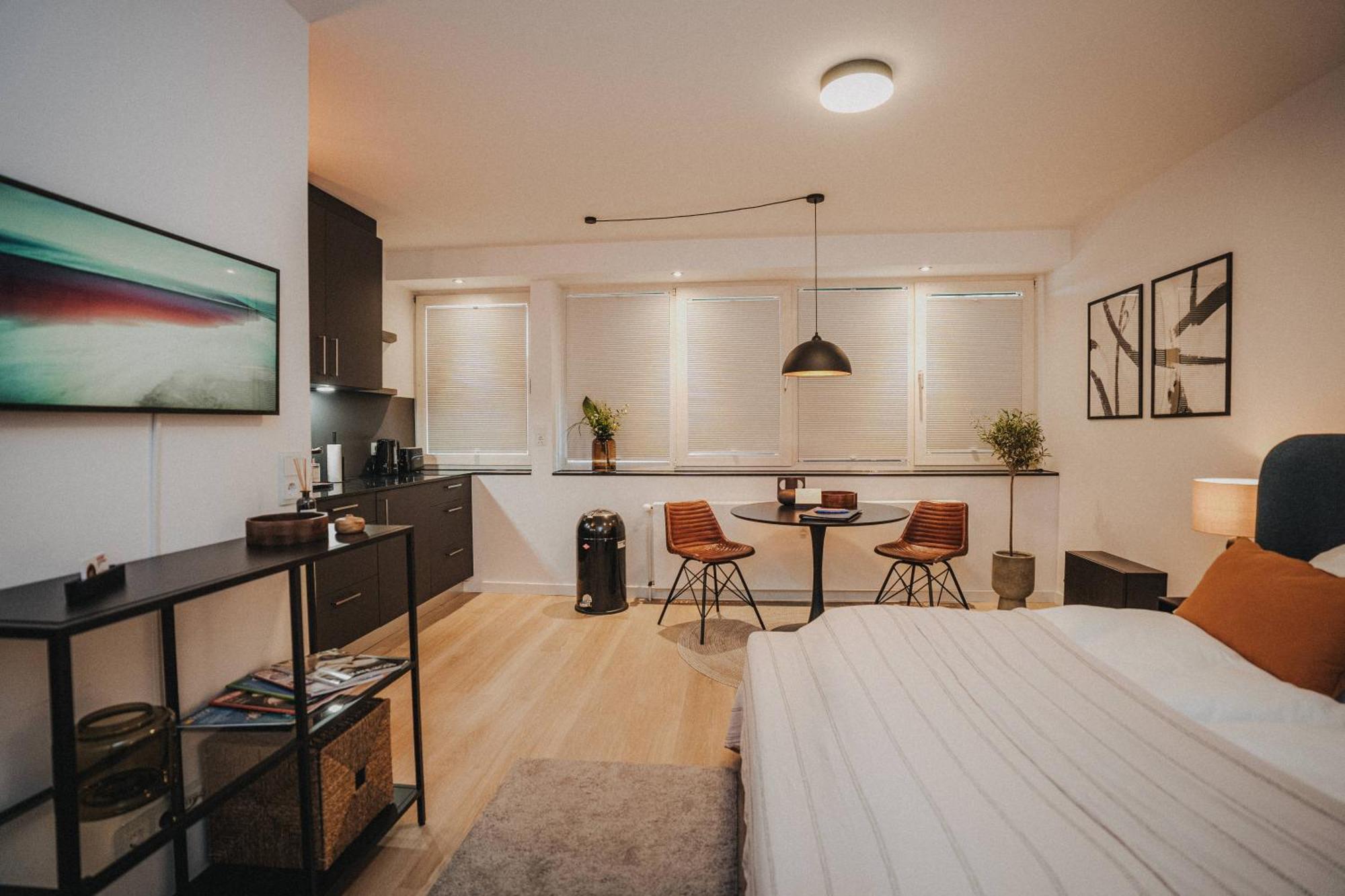 Downtown Apartment Mit Luxusbad Am Hafen Nur 5 Minuten Zu Fuss In Die Innenstadt Und Zum Bahnhof! Όλντεμπουργκ Εξωτερικό φωτογραφία